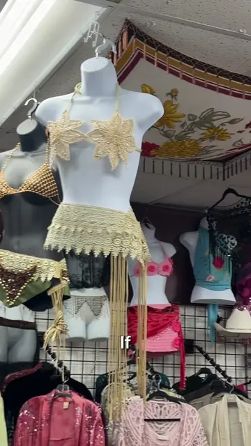 I could literally spend hours there trying things on they had so many cute optio