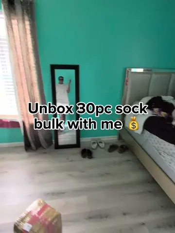 Supreme n chrome socks bulk unboxing!! #reselling #zymoves #unboxing #bulkorders