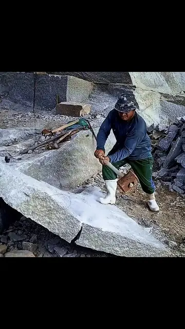 Display of strength. #hardworking #motivation #realwork #strenght 
