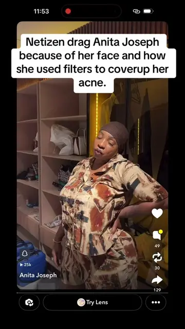 Snapchat fans have taken to her post to drag her and also talk about how she was