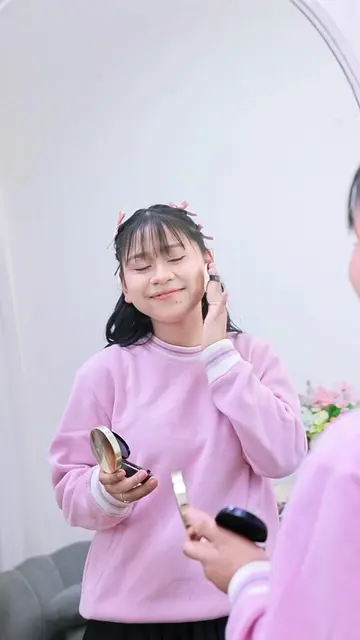 Ini tips makeup natural Korea auto-glowing cuma pake MK SKIN Cushion! Ringan dan