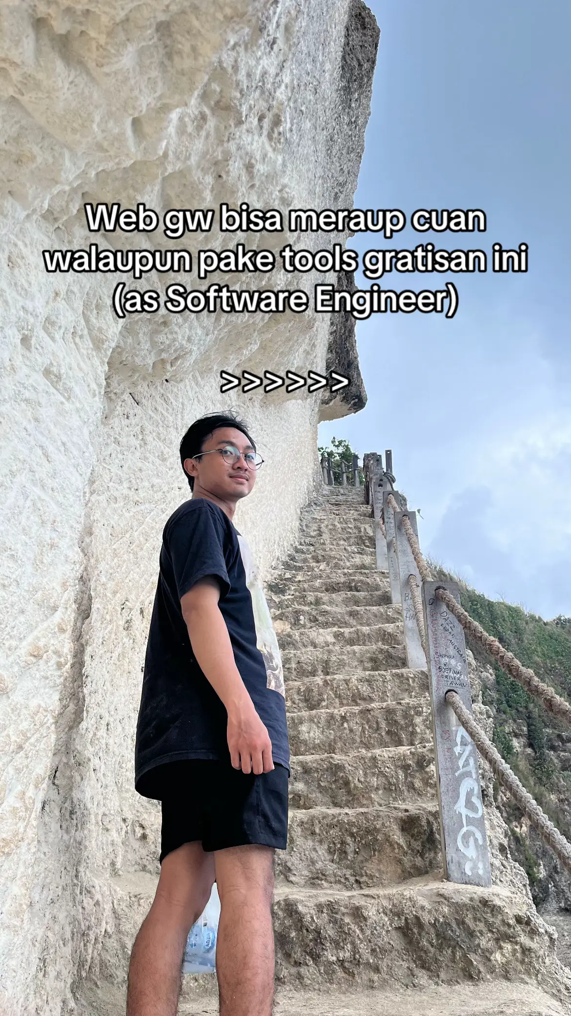 1. Nextjs 2. Paddle atau Duitku 3. Cloudflare Next spill apalagi ya?