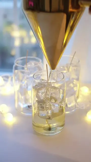 want to make your own realistic iced latte candle? ☕️🕯️ 👉 DM me LATTE and I’ll