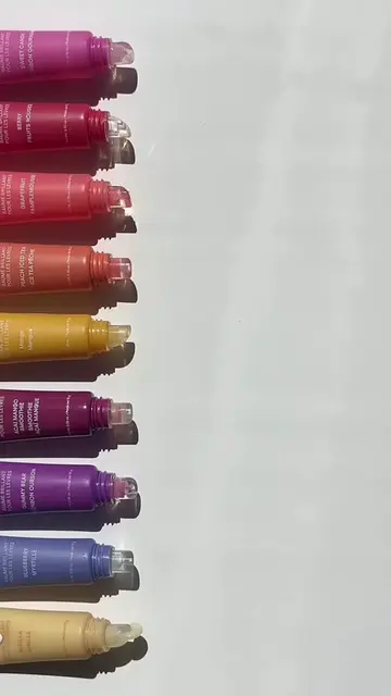 serving satisfying swatches 🫡 #lipglowybalm #swatches #aesthetic #laneige #lipb