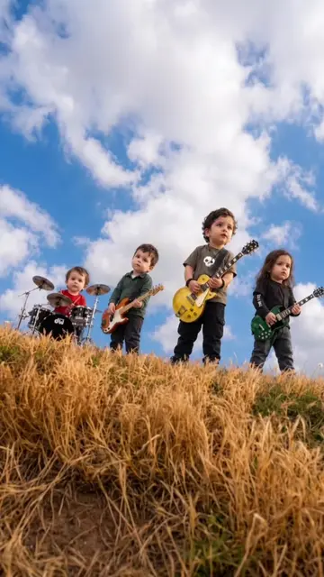 Soundgarden - Black Hole Sun (Kindergarten Edition) 🧸🎶🎸 So many awesome songs