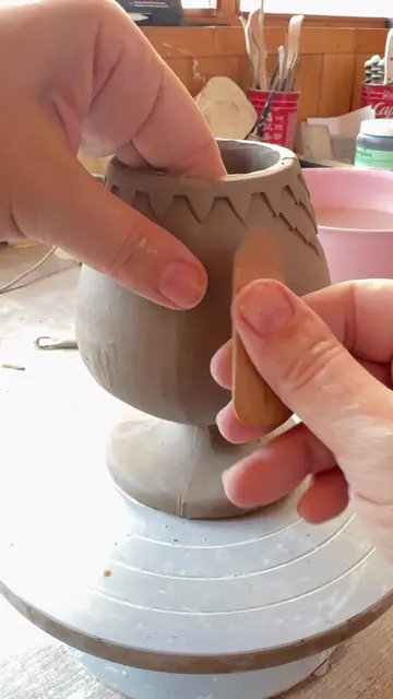#ceramicart #clayart #witchcraft #dragon #dragonmug 