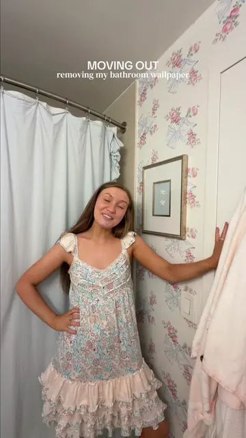THE MOVING OUT HAS BEGUN🥲😅 next up is the bedroom wallpaper👀 #movingout #wall