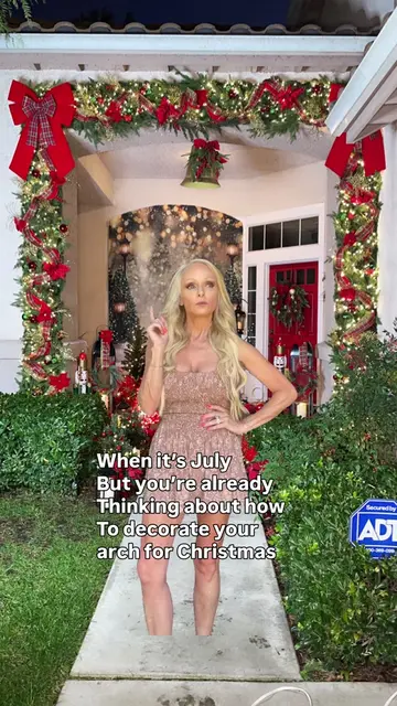 POV: It’s July… but your brain is already decorating for Christmas. 😂🎄 I can’t