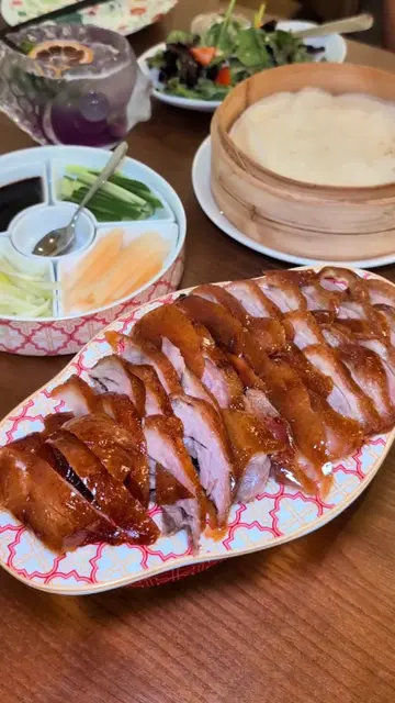 bay area now has another one of the very few authentic Peking duck spots that we