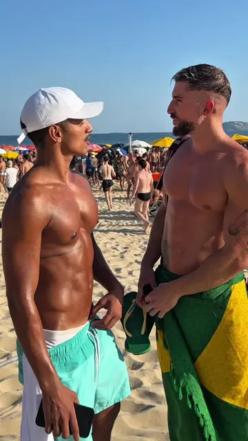 Portuguese lesson with @sedrickjesus 😛😎 #street #flirt #Lifestyle #fitness #ip