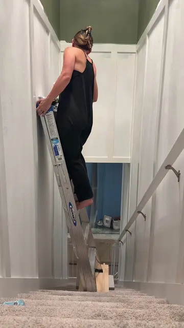 To everyone that I stressed out, it could be worse 🤷🏻‍♀️ #diyproject #staircas