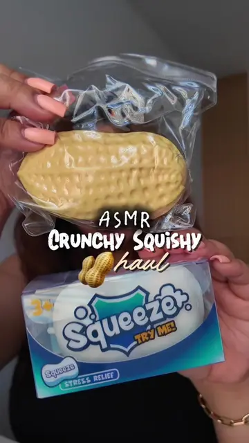 TURN YOUR VOLUME UP 🔊ASMR Crunchy PEANUT 🥜 . I need more crunchy squishies now