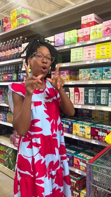 🍍🍋‍🟩I came across some NEW clean ingredient beverages at HEB today so I immed