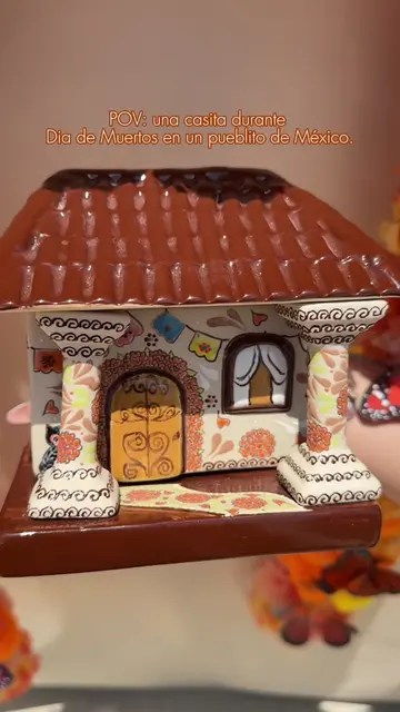 Día de Muertos en México pero en una casita miniatura 🥹🤎🏡  available for preo
