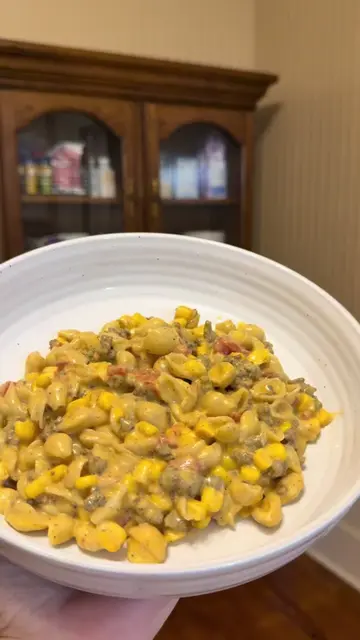 Taco Mac & Cheese 🌮🧀🌽 2 Boxes Velveeta Mac & Cheese  1 Pound hamburger  2 Tab