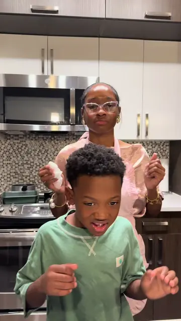 Pulling my son tooth out (part 3) Chat is he tired of me? 🤣🤣 #boymom #tooth 