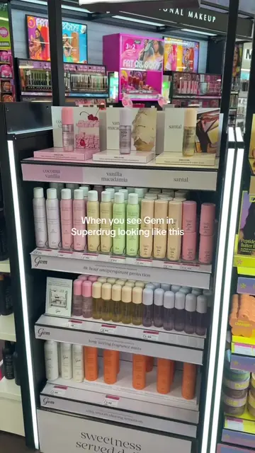When we show up at @Superdrug we show up 💓🫧🎀🛍️ #gemdeodorant #superdrug #sup
