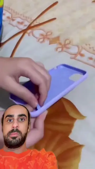 iPhone Case Hack 📱 #hacks #iphone #lifehacks #iphone18 #asmr 