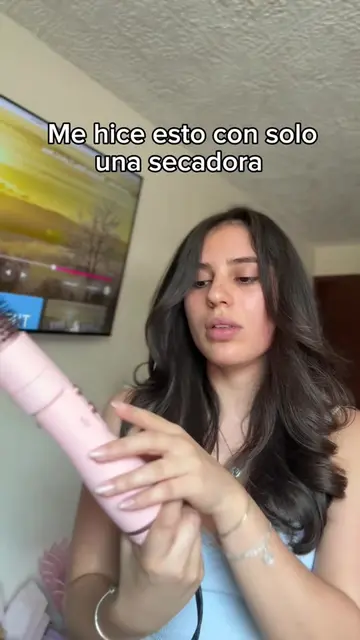 Por fin volvió la secadora y hasta con dctooo 🥳🫶🏼 #wavytalk #hairtool #blowou