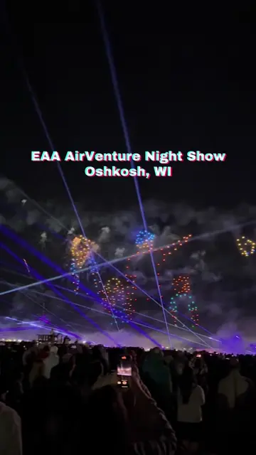One night show down, one to go ✈️👀 Saturday’s fireworks + lasers + aerobatics c
