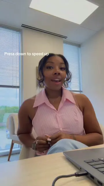 Want to break into HR but don’t have HR experience?  Start by: ✅ Highlighting yo