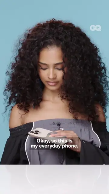 The perfect phone ratio: two for photos, one for everything else. 📲 At the link