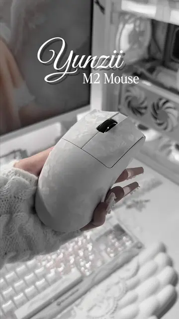 i’m so in love with the carbon fiber design, such a sleek mouse ♡ ~ featuring th