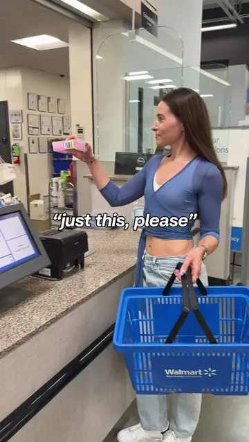 womansplaining what tippy type is at @Walmart 💁‍♀️💅✨ shoutout to Connor in Ham