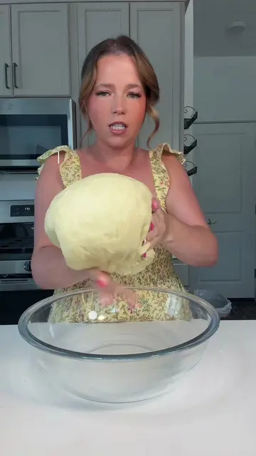 A few of you have been asking for my sourdough cinnamon roll dough recipe, so he