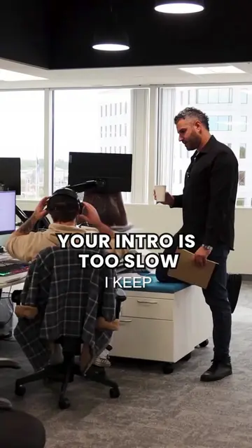 Your intro is costing you deals 💰💰 #salestok #salestraining #salesman #salesco