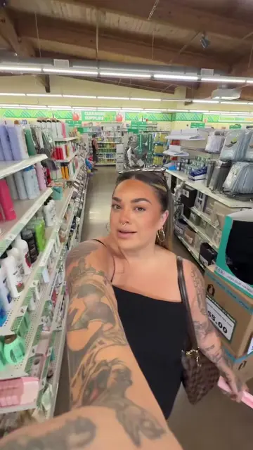 She’s baaaack with another episode of Dollar Tree: Re-Buy or Buh-Bye and today I