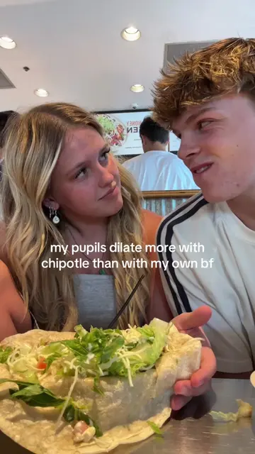 🤷🏽‍♀️ @jaredhuseby1706 #chipotle #food #pupils #eyes #bf 