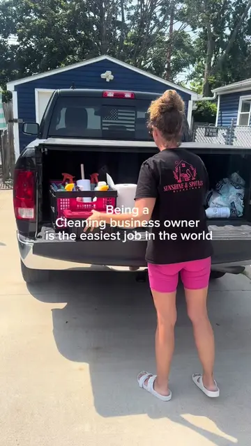 Literally the easiest job in the world… you should try it! #spotlessblessings #c