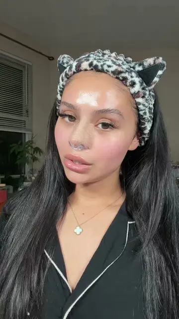 1.5months post op night time routine Skincare deets: Toner: @byoma  Tret Eyecrea