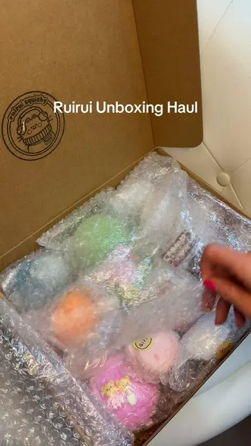 Another @ruiruisquishy unboxing haul and review! (kinda ASMR) with a few mishaps