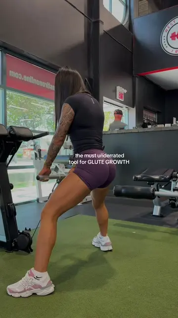 @DFYNE code ‘SAYEH’💜 #GymTok #gymgirl #legday #glutesworkout 