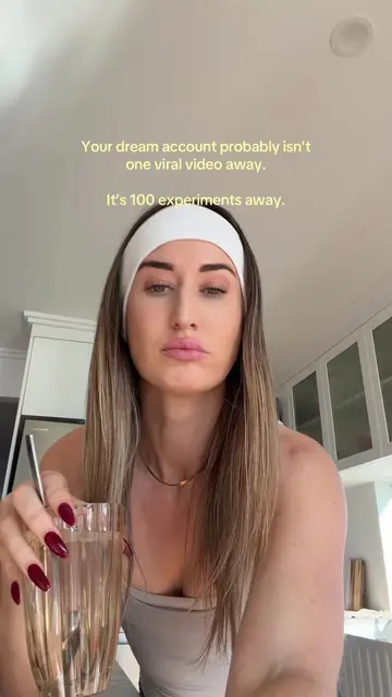 Everyone’s talking about the girl who’s posting every hour on TikTok… 👀 But bab