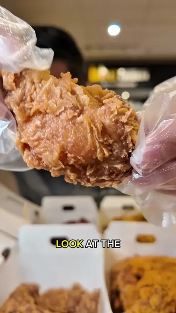 @bhc_chicken_us is now in Irvine and their grand opening is July 24th!  📍3825 A