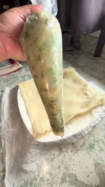 I also rolled up some oʻio lumpias using about 2/3 of the lomi oʻio we made from