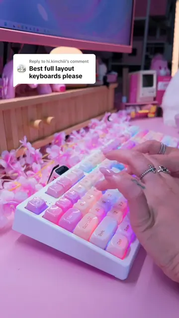 Replying to @hi.kimchiii best full size keyboards in my collection 🤍  kimchi as