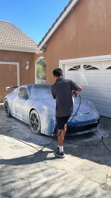 GT3 detailed 🔥 This Porsche 911 GT3 received our Essential Detail package and c