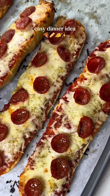 French Bread Pizza 🍕✨ Recipe below & follow for more easy meal ideas! This is s
