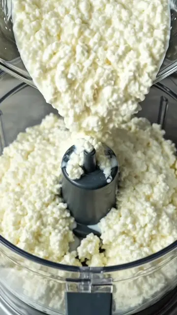 2 Cottage Cheese Ice Cream Flavors You Need to Try 🍨 Caption: Creamy Pistachio 
