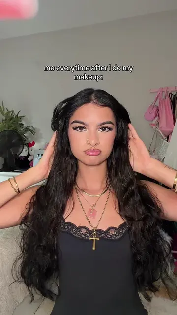 get the fire extinguisher ready #relatable #curlyhair #grwm 