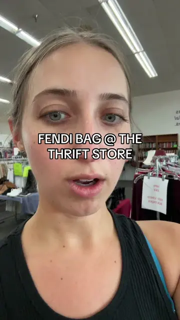 Mama baguette? #thrifteddesigner #thriftedbags #thriftedpurses #thriftedfendi #t