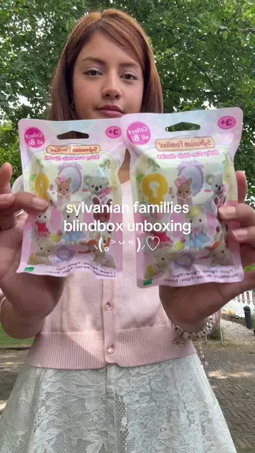 i didnt even realise the fly in my hair 😭lolll #blindbox #sylvanian #sylvanianf