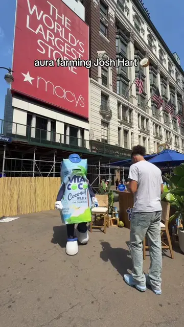coco man and a fan #vitacoco #coconutwater @Josh Hart 