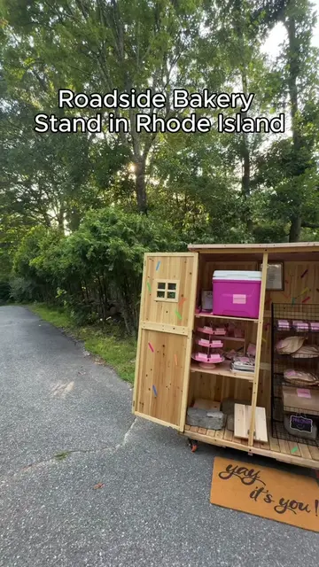 Did you know about this roadside bakery stand in Rhode Island? 🍫 #rhodeisland #