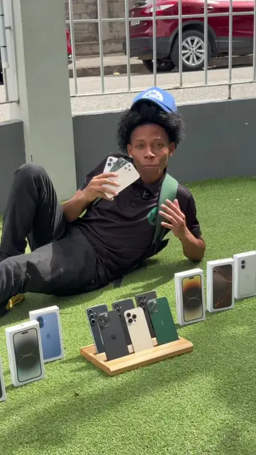 🎒📚 BACK TO SCHOOL JUST GOT A WHOLE LOT BETTER! 📱🔥 A new school year deserves