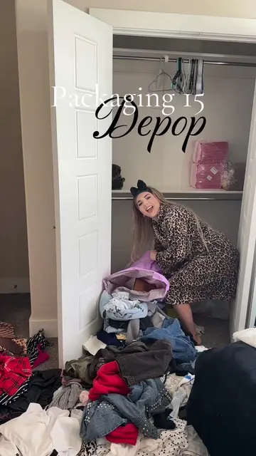 Packaging 15+ depop orders 🎀💝✨@Depop  #depop #foryoupage #clothes #viralvideo 